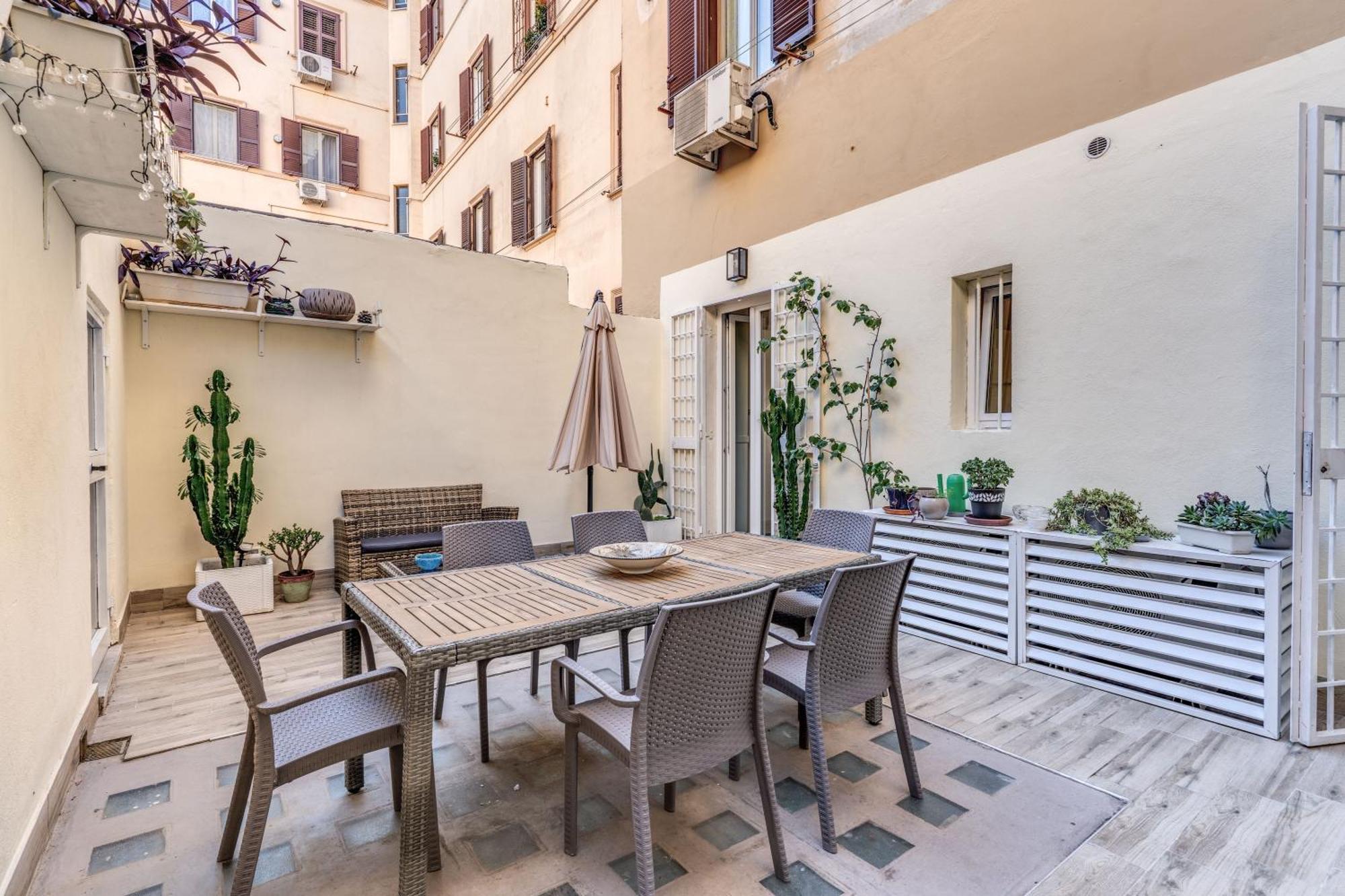 Nala Luxury Apartment With Terrace Rome Buitenkant foto